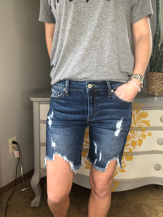 DISTRESSED SHORTS