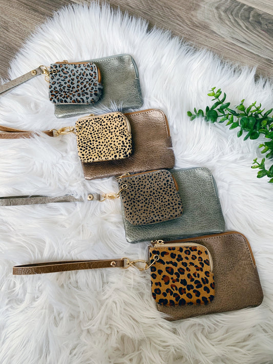 WALLET WRISTLET WITH COIN POUCH