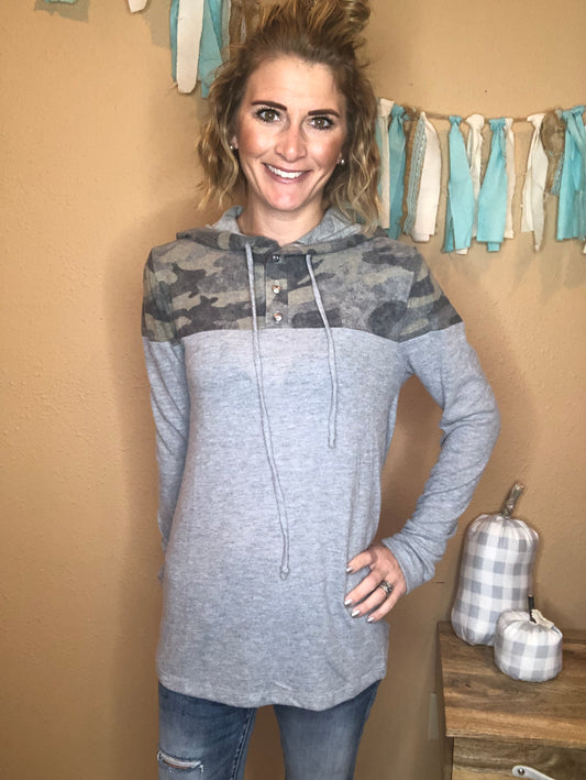 CAMO PULLOVER