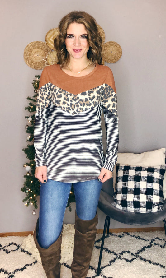 LEOPARD COLOR BLOCK LONG SLEEVE TOP