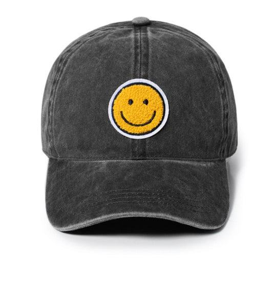 SMILEY PATCH HAT