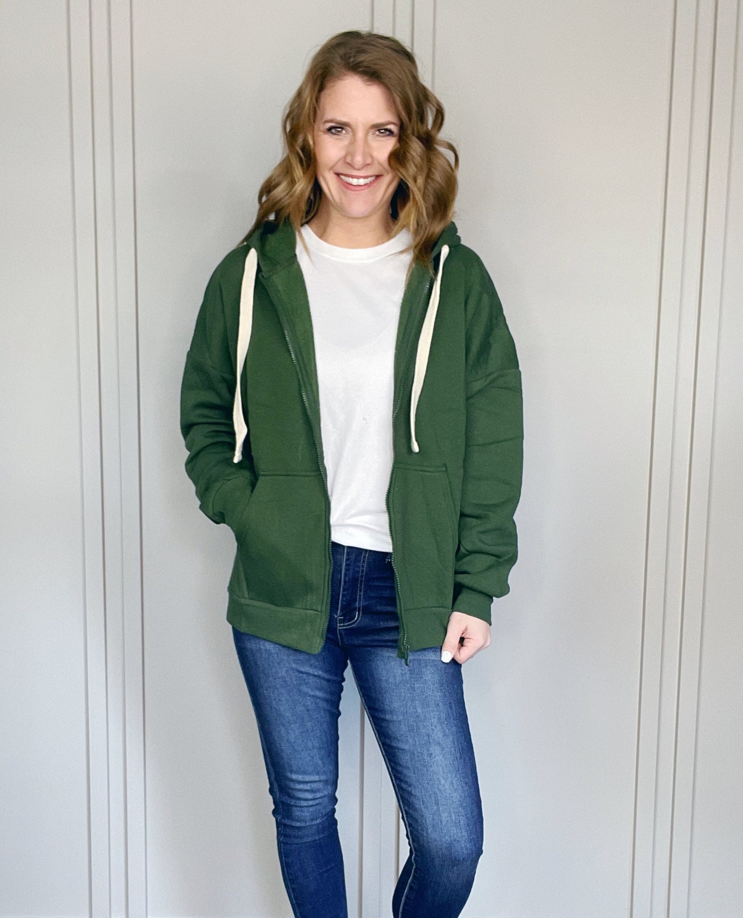 ZIPPER HOODIE SWEAT JACKET W/ POCKET