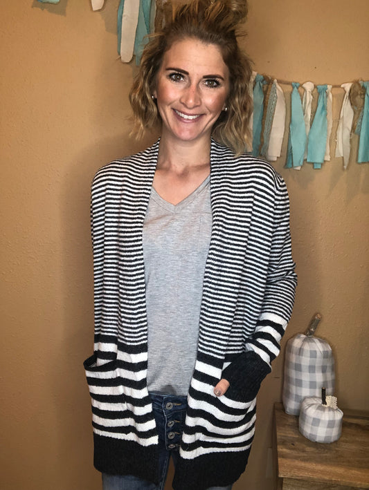 STRIPE CARDIGAN