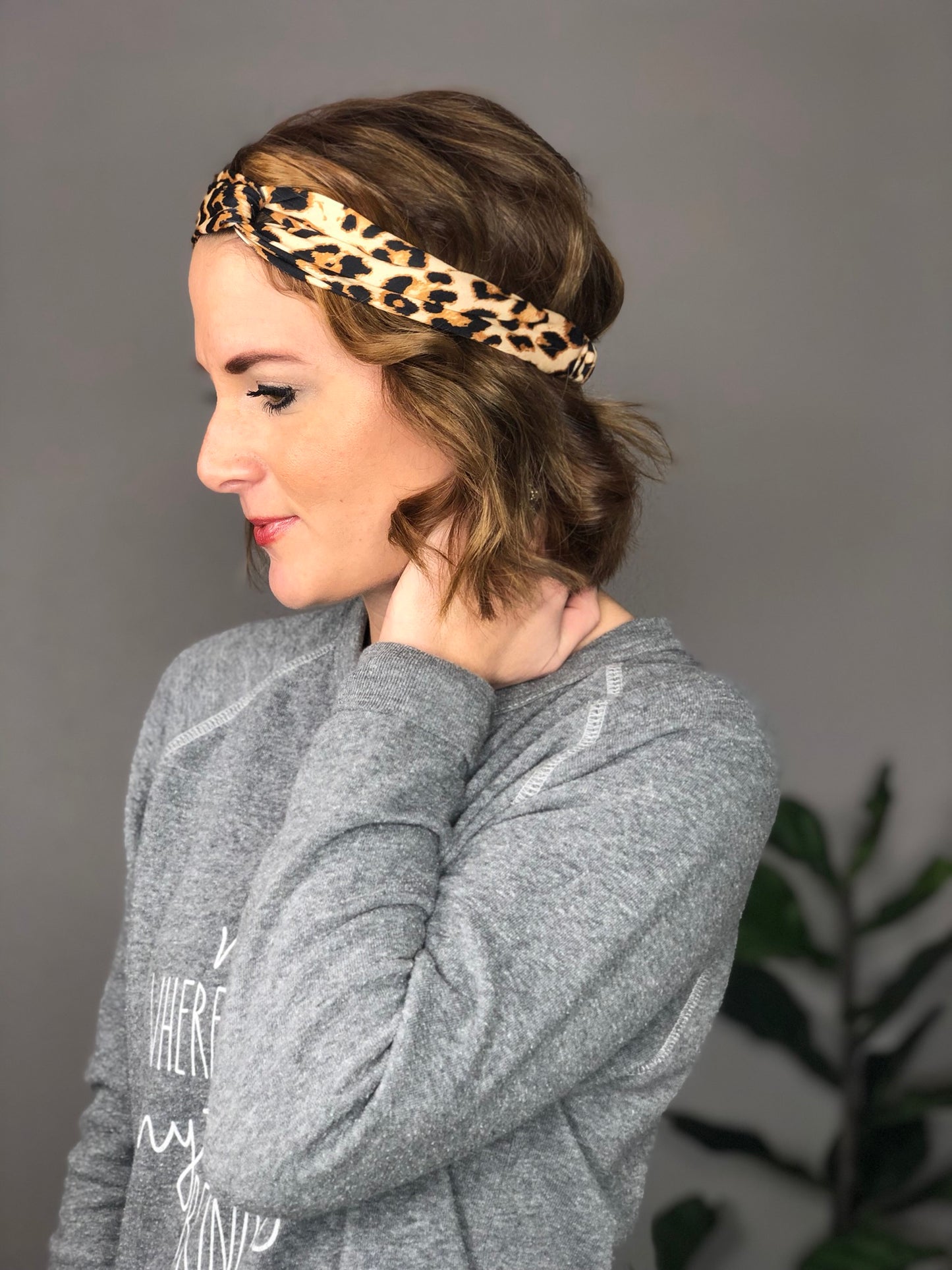 LEOPARD PRINT KNOT HEADBAND