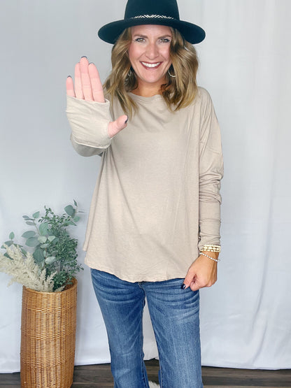 COTTON RAGLAN SLEEVE THUMBHOLE TOP