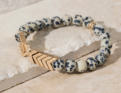 STONE W/ CHEVRON PENDANT