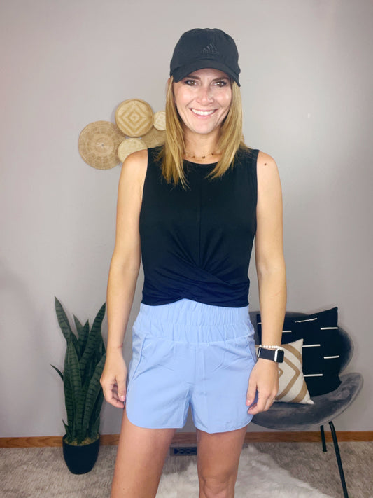 ELASTICIZED WAIST ACTIVE SHORTS