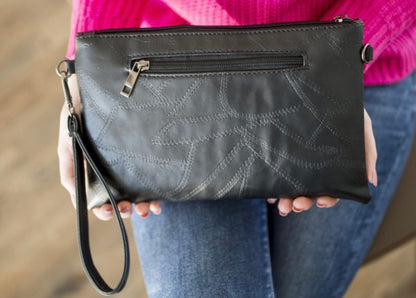 SKYA STUDDED CLUTCH