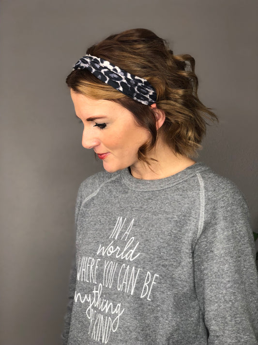 LEOPARD PRINT KNOT HEADBAND