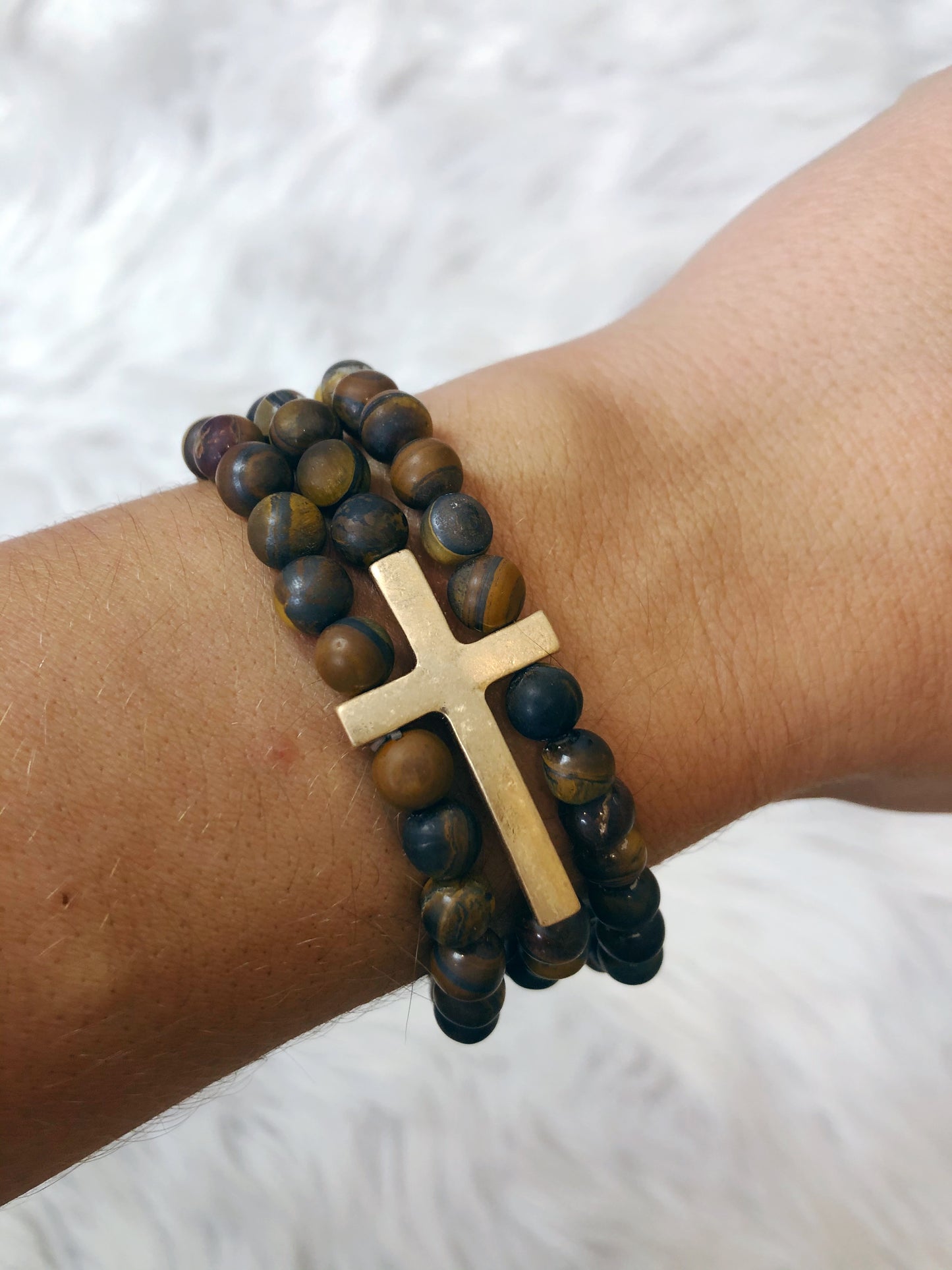 STONE BEAD W/ METAL CROSS BRACELET