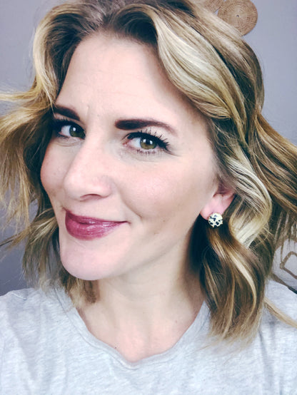 STONE STUD EARRING