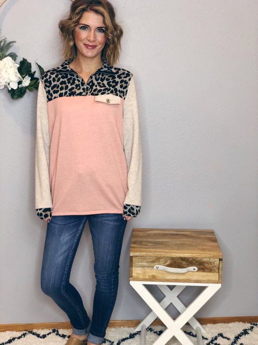 LEOPARD SWEATER W/ ZIP