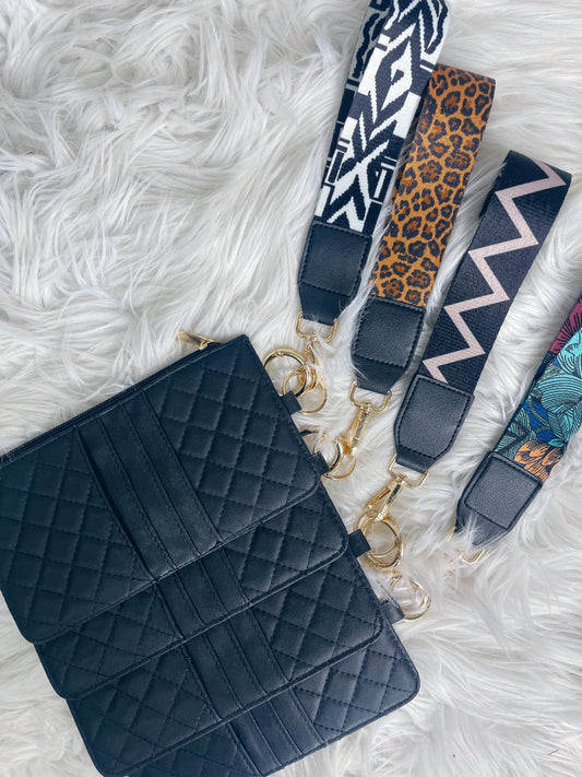 QUILTED BLACK WRISTLET WALLET