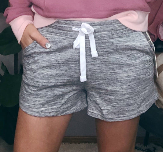 BASIC SHORTS