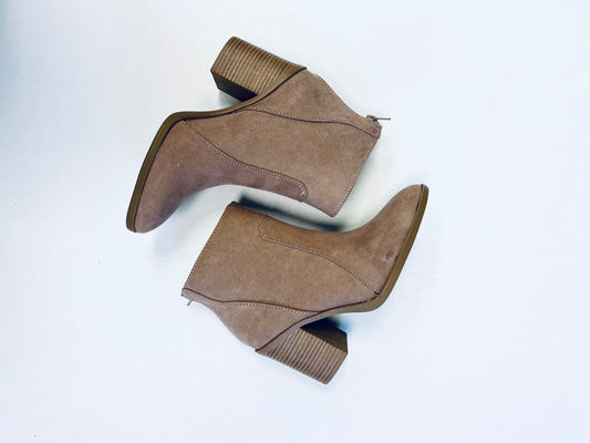 WESTERN BOOTIE