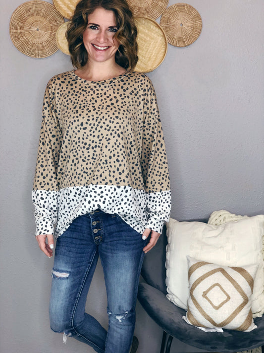 LEOPARD LONG SLEEVE KNIT TOP
