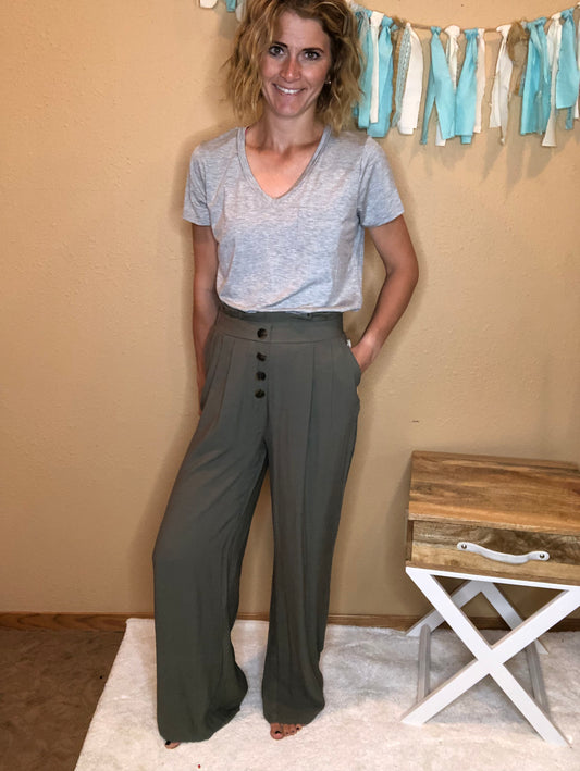 OLIVE TROUSER