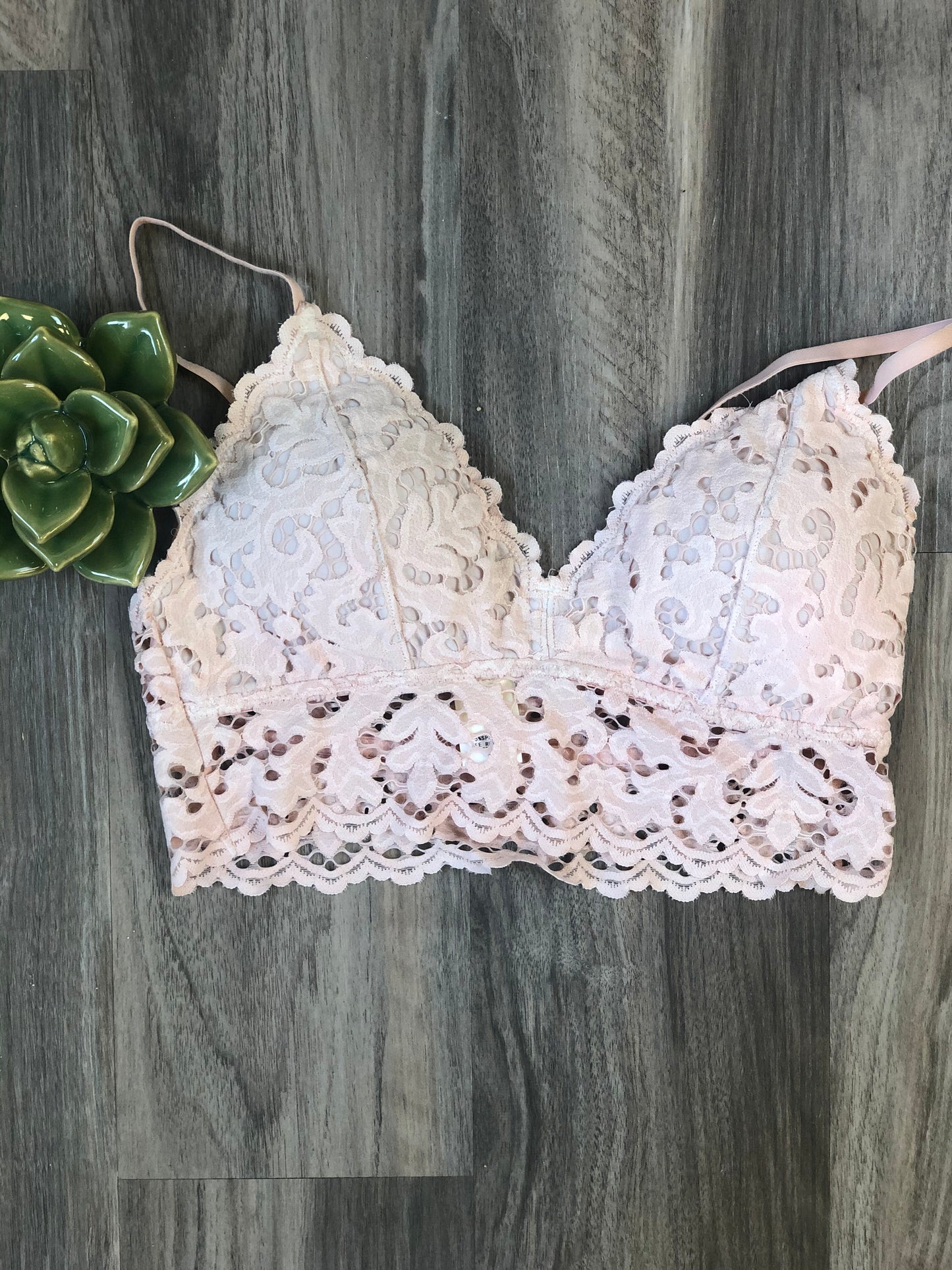 BRALETTE