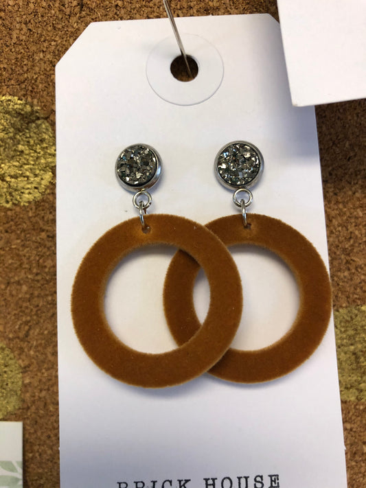 Earring