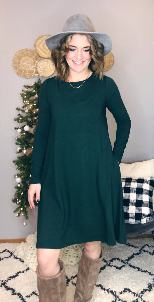 LONG SLEEVE BASIC DRESS W/ POCKETS