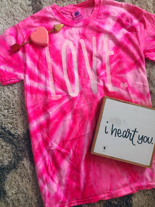 LOVE TIE DYE TEE