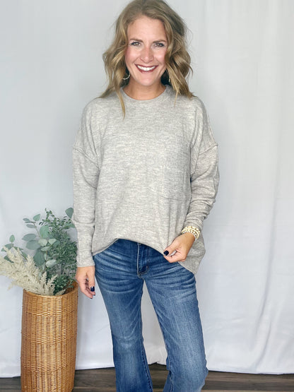 HI-LOW HEM POCKET SWEATER