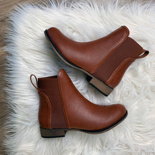 OLLIE TAN BOOT
