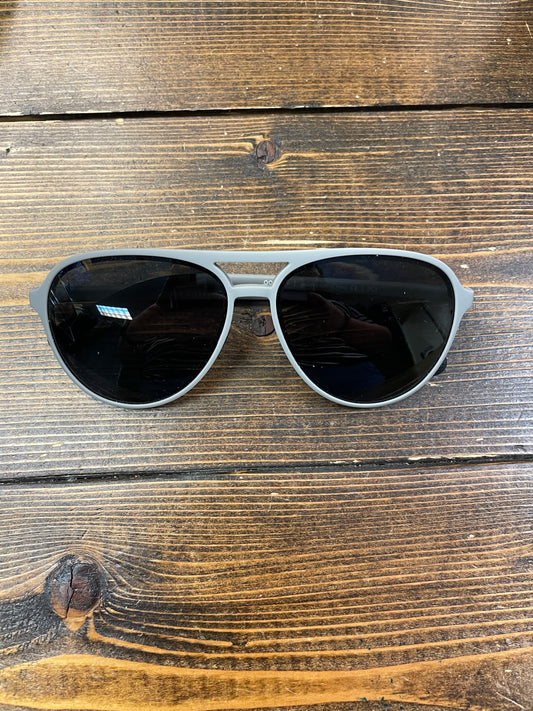 CLUBHOUSE CLOSEOUT