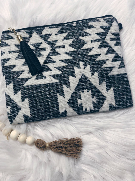 AZTEC CROSS BODY/CLUTCH BAG