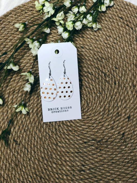 SMALL ROSE GOLD DOTS EARRINGS