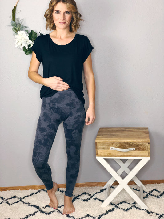 HIGH WAISTED CAMO LEGGING