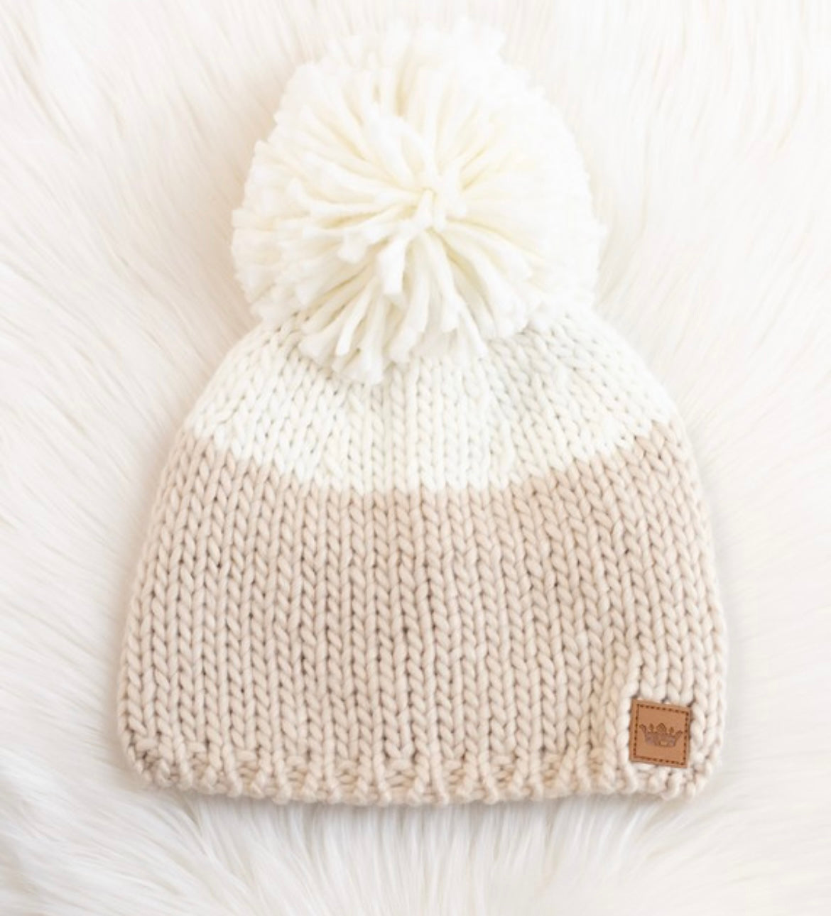 BEIGE AND CREAM COLOR BLOCK HAT