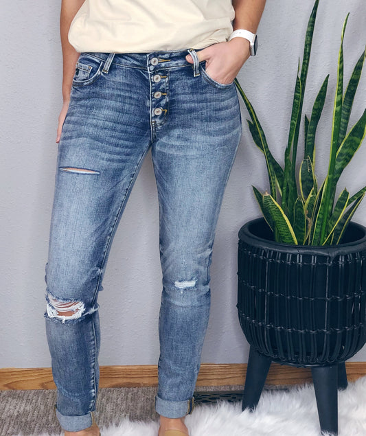 MID RISE BUTTON FLY KANCAN MOM JEAN