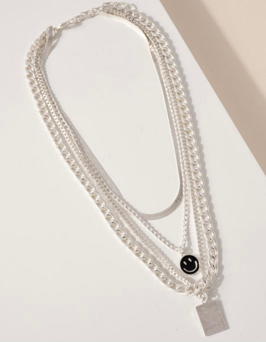 LAYERED CHAIN NECKLACE WITH SMILEY FACED CHARM