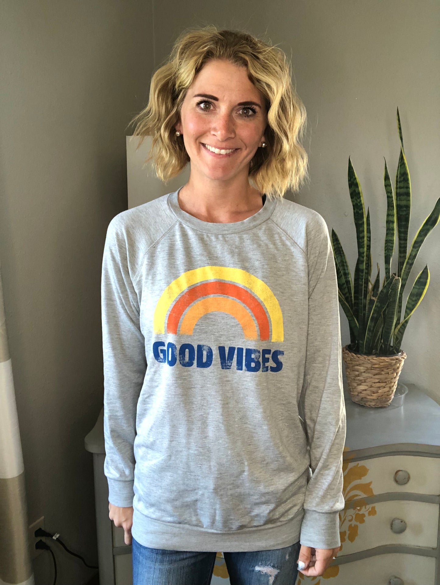 GOOD VIBES LONG SLEEVE