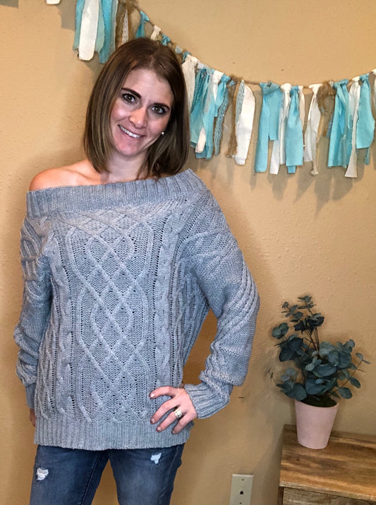 OFF THE SHOULDER SWEATER