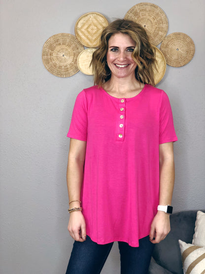 SHORT SLEEVE BASIC BUTTON FRONT TOP