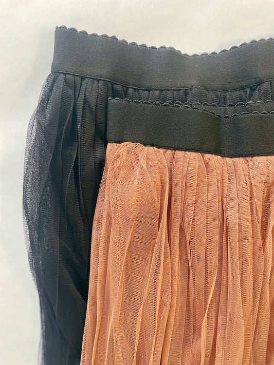 MESH PLEATED SKIRT