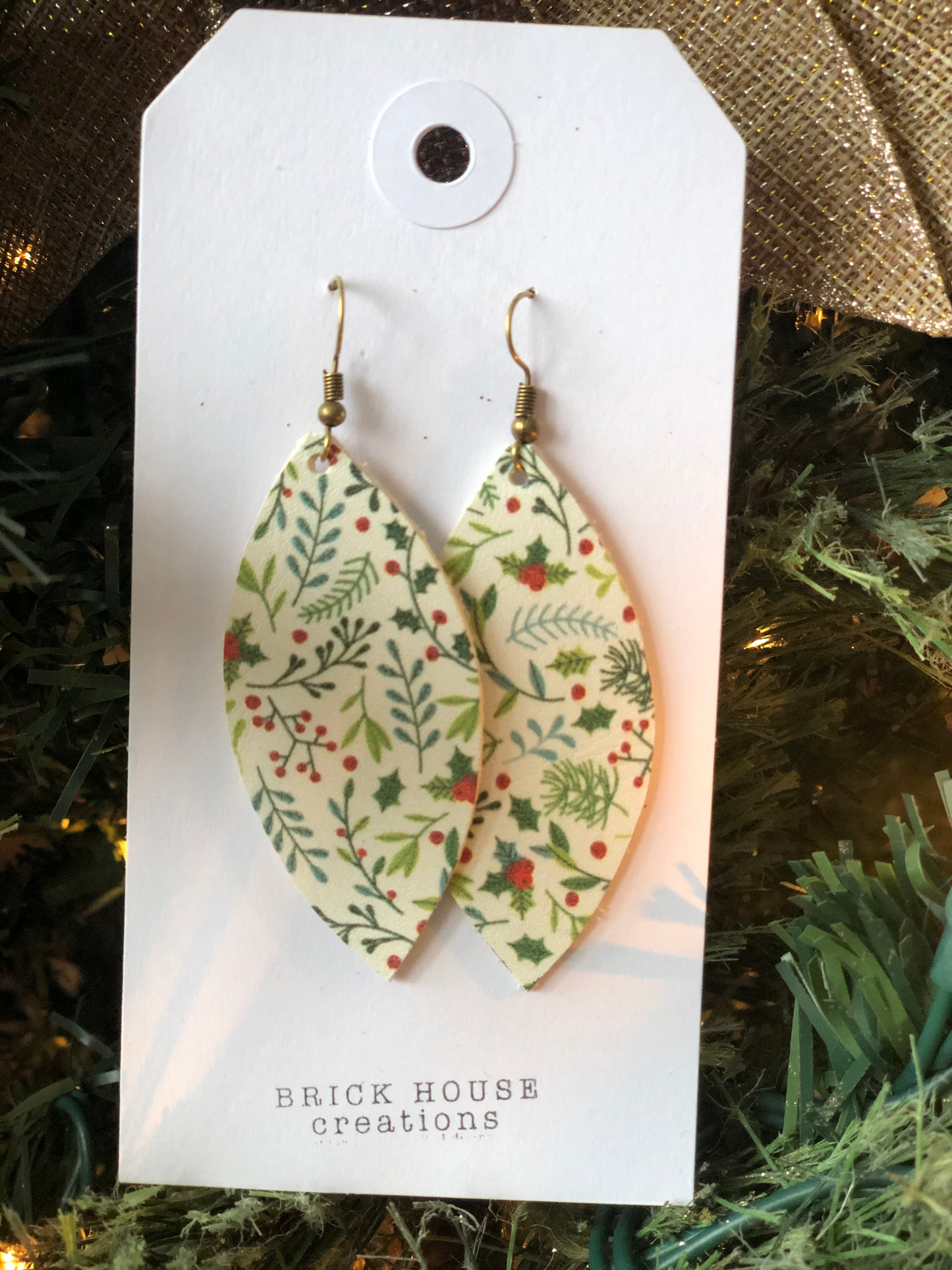 TEARDROP CHRISTMAS LEATHER EARRINGS