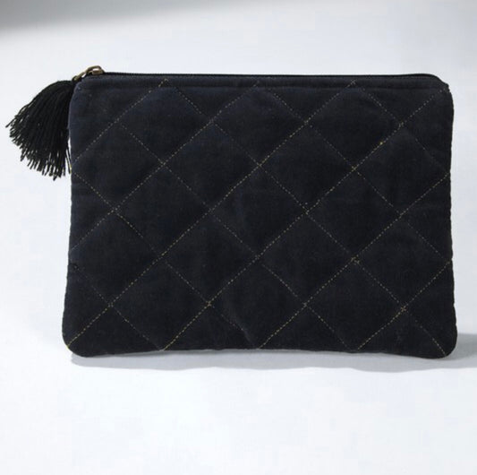 VELVET QUILTED POUCH