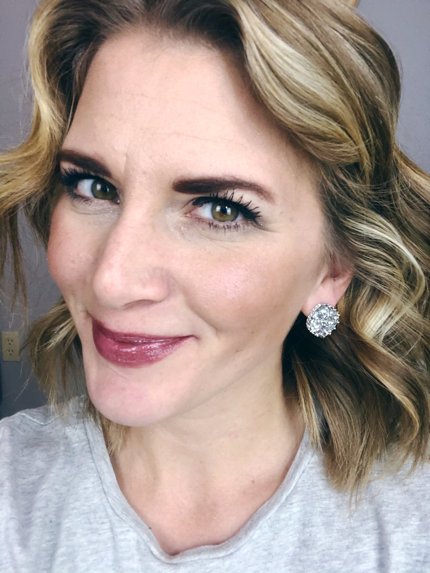 GLITTER POST EARRING