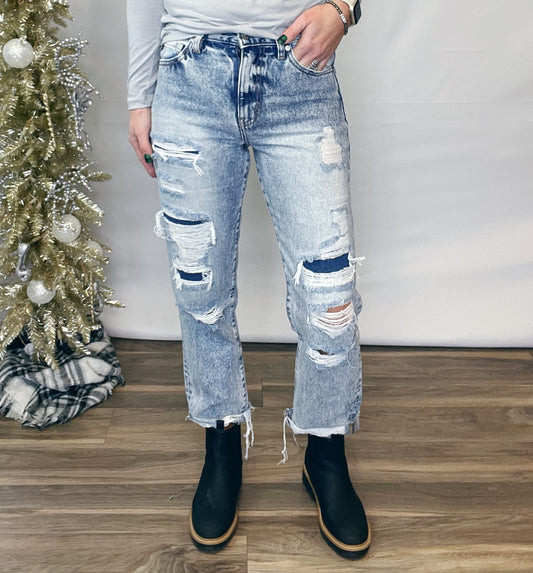 HIGH RISE STRAIGHT FIT KANCAN JEAN