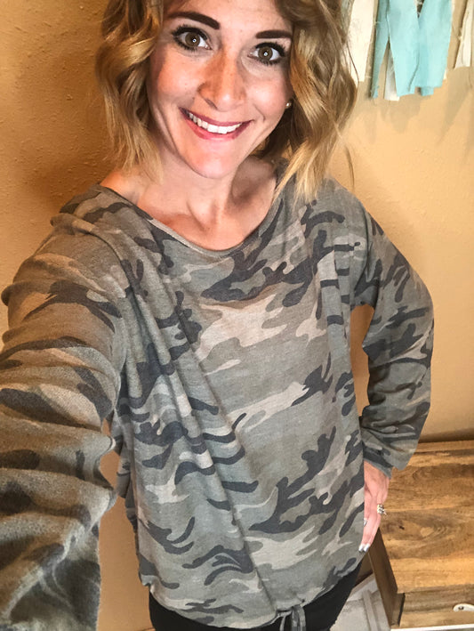 CAMO W/ TIE BOTTOM