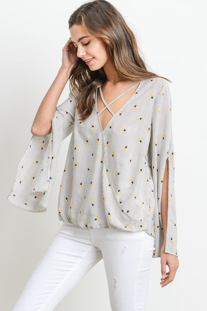 PINEAPPLE SPLIT SLEEVE TOP