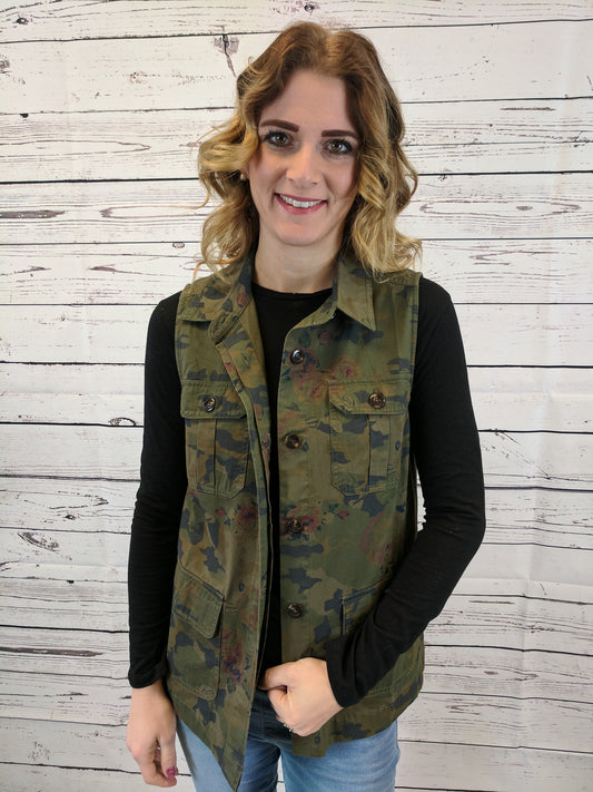 Camo print vest