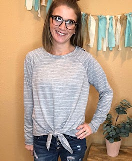 FRONT TIE TOP