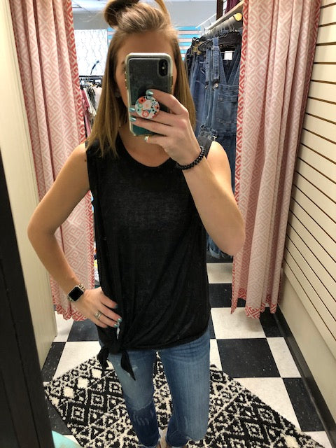BLACK TIE TANK