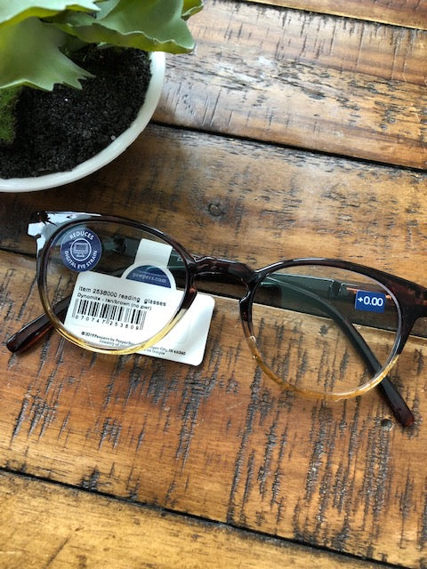TWO TONE KEYHOLE GLASSES