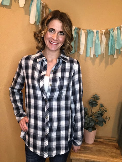 PLAID TOP