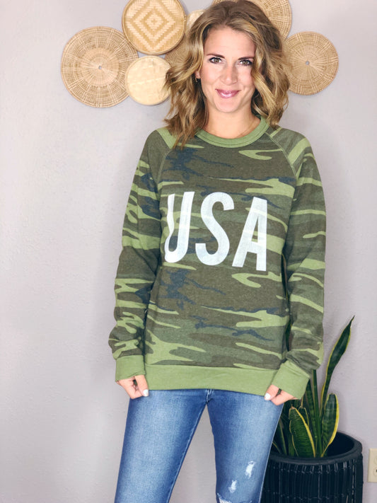 CAMO USA SWEATER